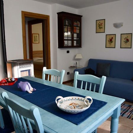 Baitin Finferlo Apartman Premadio Kültér fotó