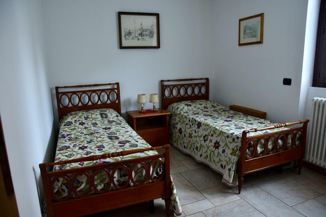 Baitin Finferlo Apartman Premadio Kültér fotó